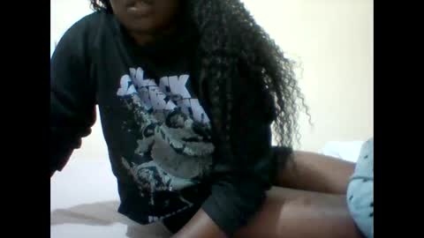 Snapshot of naughty_baddie5 chatting on 05/02/26, 06:46 candy online show from 05/02/26, 06:46