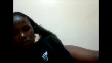 Snapshot of naughty_baddie5 chatting on 05/17/26, 03:41 candy online show from 05/17/26, 03:41