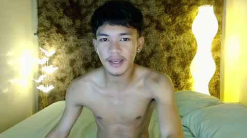 Snapshot of naughty_cy chatting on 07/28/26, 12:48 itzme cyril online show from 07/28/26, 12:48
