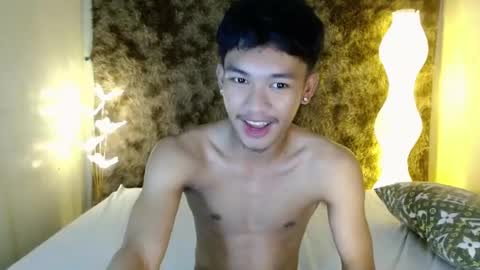 Snapshot of naughty_cy chatting on 08/01/26, 03:33 itzme cyril online show from 08/01/26, 03:33