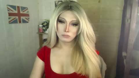 Snapshot of naughty_kim20 chatting on 12/22/25, 02:19 alexa online show from 12/22/25, 02:19