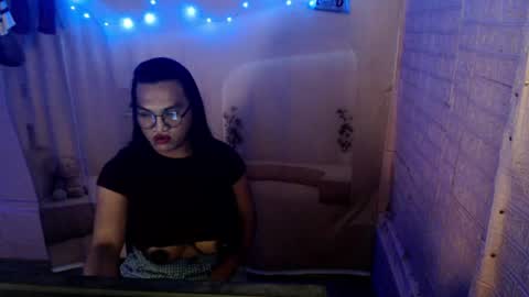 naughty_lorien143 online show from 08/07/26, 03:25