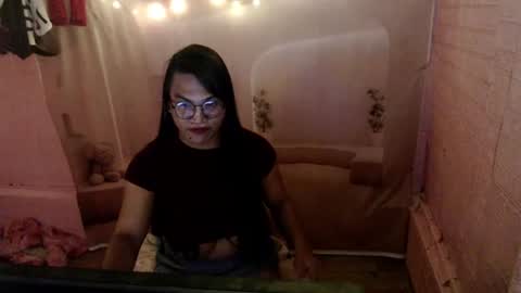 naughty_lorien143 online show from 08/09/26, 02:11
