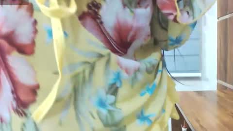 Snapshot of naughty_love489696 chatting on 03/21/26, 06:33 riya online show from 03/21/26, 06:33