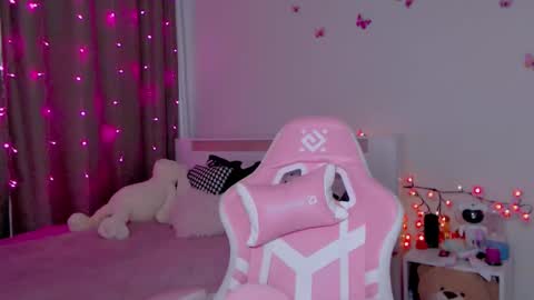 Mable online show from 11/04/25, 04:00