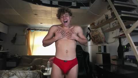 Snapshot of naughty_nik43 chatting on 09/23/25, 09:23 Nik online show from 09/23/25, 09:23