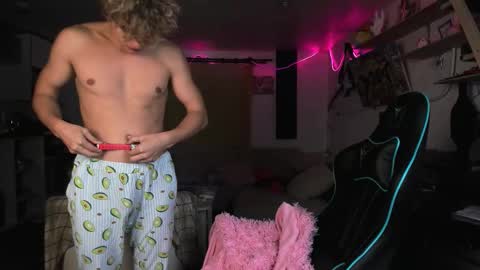 Snapshot of naughty_nik43 chatting on 10/01/25, 01:55 Nik online show from 10/01/25, 01:55