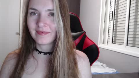 Snapshot of naughty_popa chatting on 01/08/25, 04:02 Ann online show from 01/08/25, 04:02