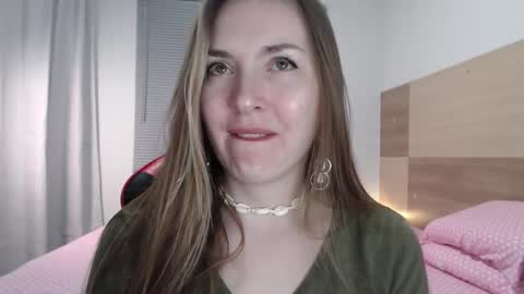 Snapshot of naughty_popa chatting on 03/05/25, 02:25 Ann online show from 03/05/25, 02:25