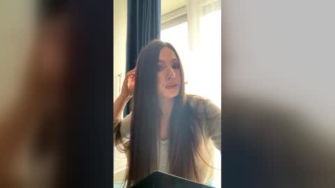 Elena online show from 04/28/26, 08:30