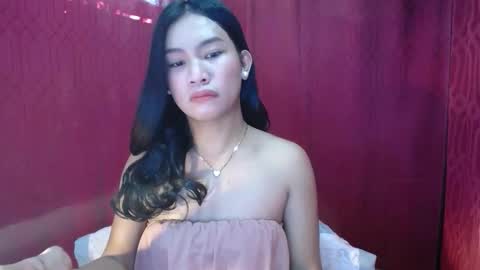 Snapshot of naughty_rina chatting on 10/14/25, 06:47 naughty_rina online show from 10/14/25, 06:47