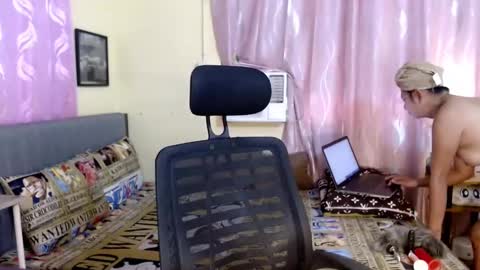 Snapshot of naughtyasiancummer chatting on 12/26/24, 05:26 fujiko Be online show from 12/26/24, 05:26