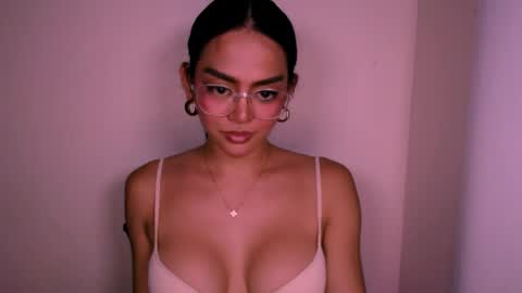 NaughtyAurora online show from 04/25/26, 02:36