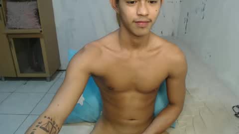 Loue online show from 02/11/25, 04:02