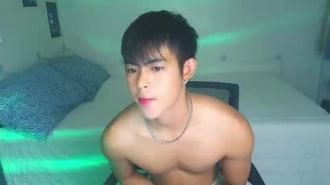 Loue online show from 09/30/25, 02:22