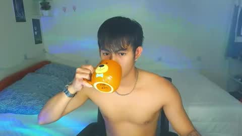 Loue online show from 10/10/25, 06:56