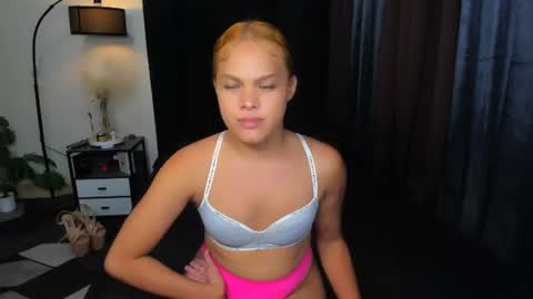 naughtychanell online show from 07/08/26, 05:39