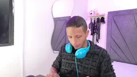 naughtyfusion_os online show from 06/18/26, 12:53
