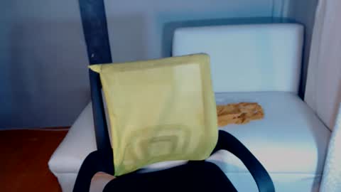 Snapshot of naughtyhotanarose chatting on 07/03/26, 05:36 anarose online show from 07/03/26, 05:36
