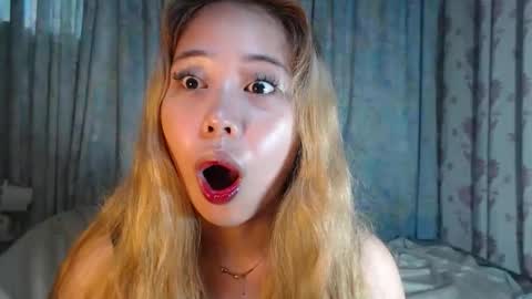 Snapshot of naughtyhotsexyjean chatting on 05/09/26, 02:06 miss jean online show from 05/09/26, 02:06