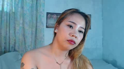 Snapshot of naughtyhotsexyjean chatting on 06/26/26, 05:56 miss jean online show from 06/26/26, 05:56