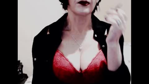 Snapshot of naughtyjenniferxx chatting on 01/15/26, 08:30 Jenny online show from 01/15/26, 08:30