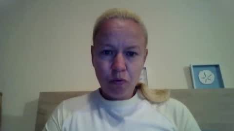 naughtyjennyblondeuk online show from 04/18/26, 07:07