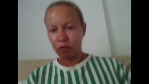 Snapshot of naughtyjennyblondeuk chatting on 06/03/26, 05:07 naughtyjennyblondeuk online show from 06/03/26, 05:07