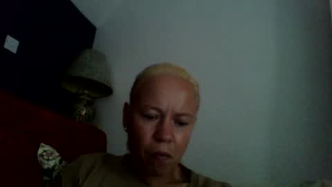 Snapshot of naughtyjennyblondeuk chatting on 07/23/26, 05:44 naughtyjennyblondeuk online show from 07/23/26, 05:44