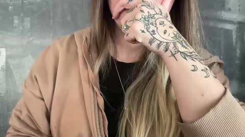 naughtylilkittten online show from 02/25/26, 05:55