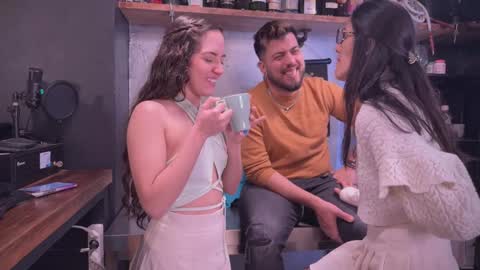 ANDREA STEPH  MIKE online show from 12/14/24, 06:20