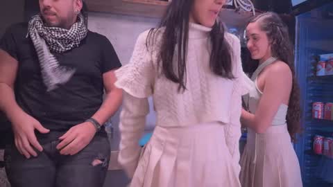 ANDREA STEPH  MIKE online show from 12/14/24, 09:24