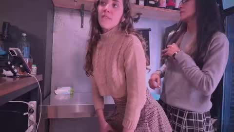 ANDREA STEPH  MIKE online show from 03/02/25, 12:20