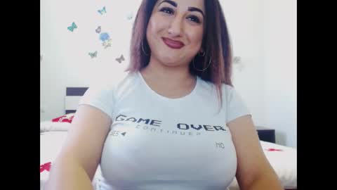 Snapshot of naughtymaya4you chatting on 10/06/25, 11:18 naughtymaya4you online show from 10/06/25, 11:18