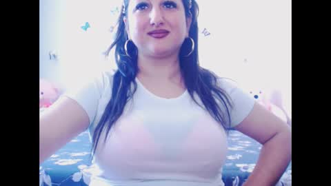 Snapshot of naughtymaya4you chatting on 03/20/26, 08:19 naughtymaya4you online show from 03/20/26, 08:19