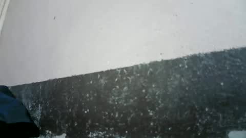 Snapshot of naughtymom_33 chatting on 12/21/25, 09:55 naughtymom_33 online show from 12/21/25, 09:55