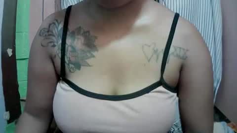 naughtymom_33 online show from 04/04/26, 06:55