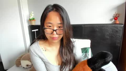 Snapshot of naughtynerdygirl chatting on 04/26/26, 09:29 Gigi Chu online show from 04/26/26, 09:29