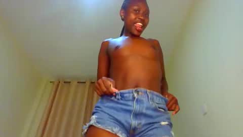 naughtyqueen12 online show from 09/12/25, 11:54