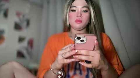 Rose Wilson online show from 12/24/24, 08:11