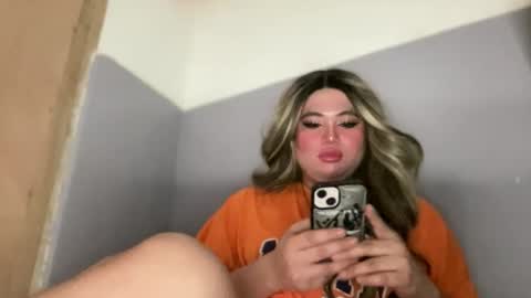 Rose Wilson online show from 11/05/25, 05:02