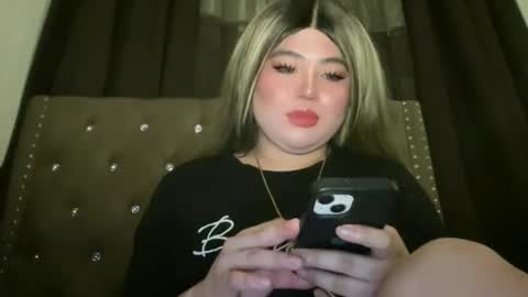 Rose Wilson online show from 12/17/25, 02:45