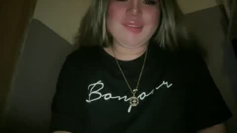 Snapshot of naughtyrosecum chatting on 12/20/25, 04:47 Rose Wilson online show from 12/20/25, 04:47