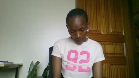 shyreen online show from 09/20/25, 11:44