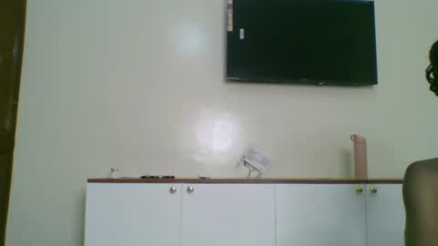 shyreen online show from 09/28/25, 01:05