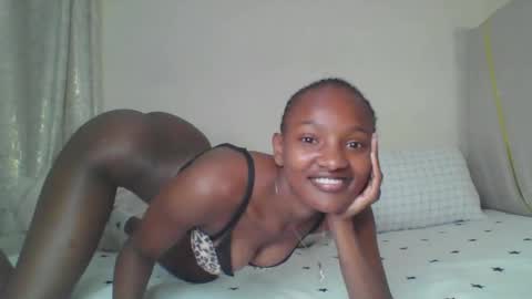 shyreen online show from 11/25/25, 04:45