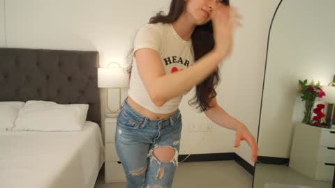 Snapshot of naughtysammx chatting on 12/18/25, 05:41 Naughty Samm online show from 12/18/25, 05:41