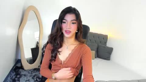 Snapshot of naughtyvixennova chatting on 09/30/25, 08:58 Cassie online show from 09/30/25, 08:58