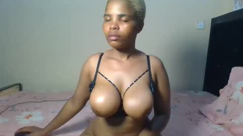 Snapshot of naughtyzuri chatting on 09/13/25, 04:01 naughty online show from 09/13/25, 04:01