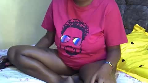 naughybitch online show from 02/17/26, 07:16